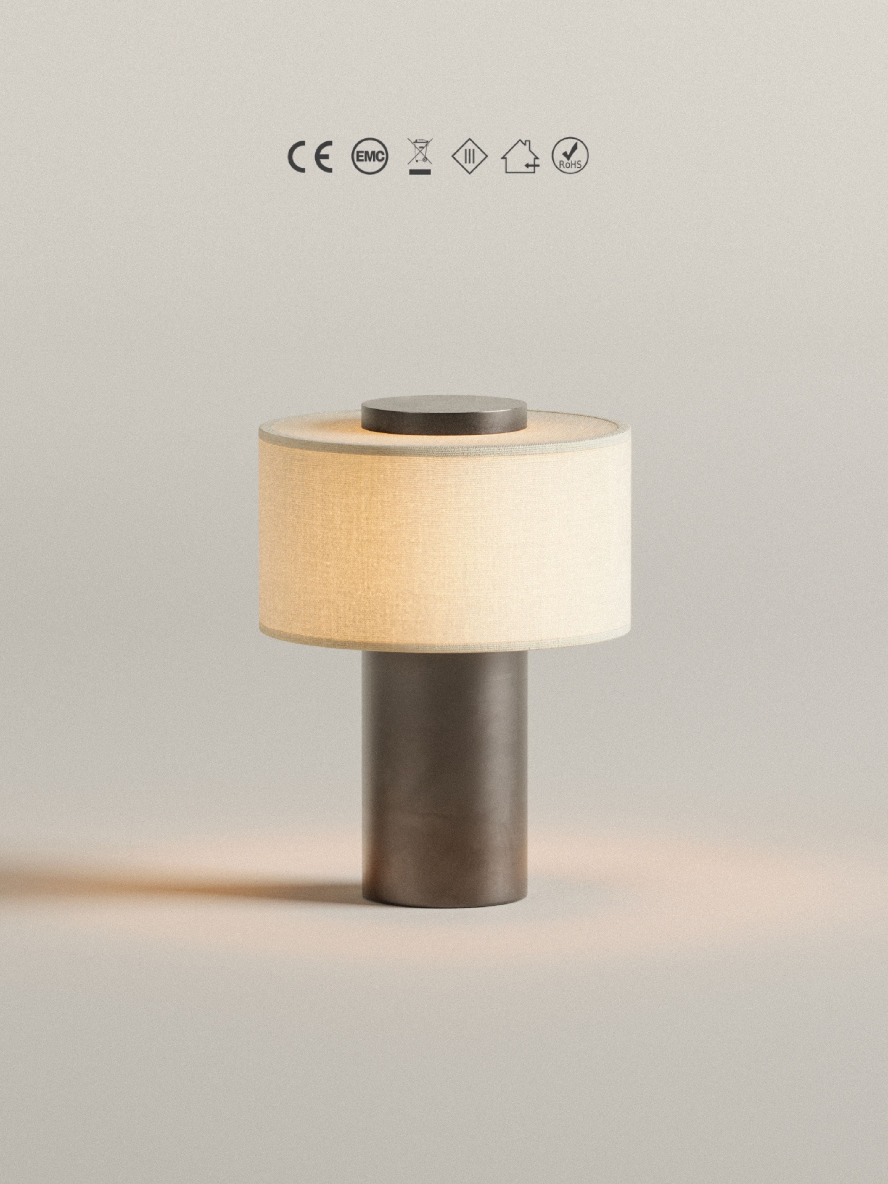(Précommande) Lampe de table IKIN | Papier de riz naturel | Portable