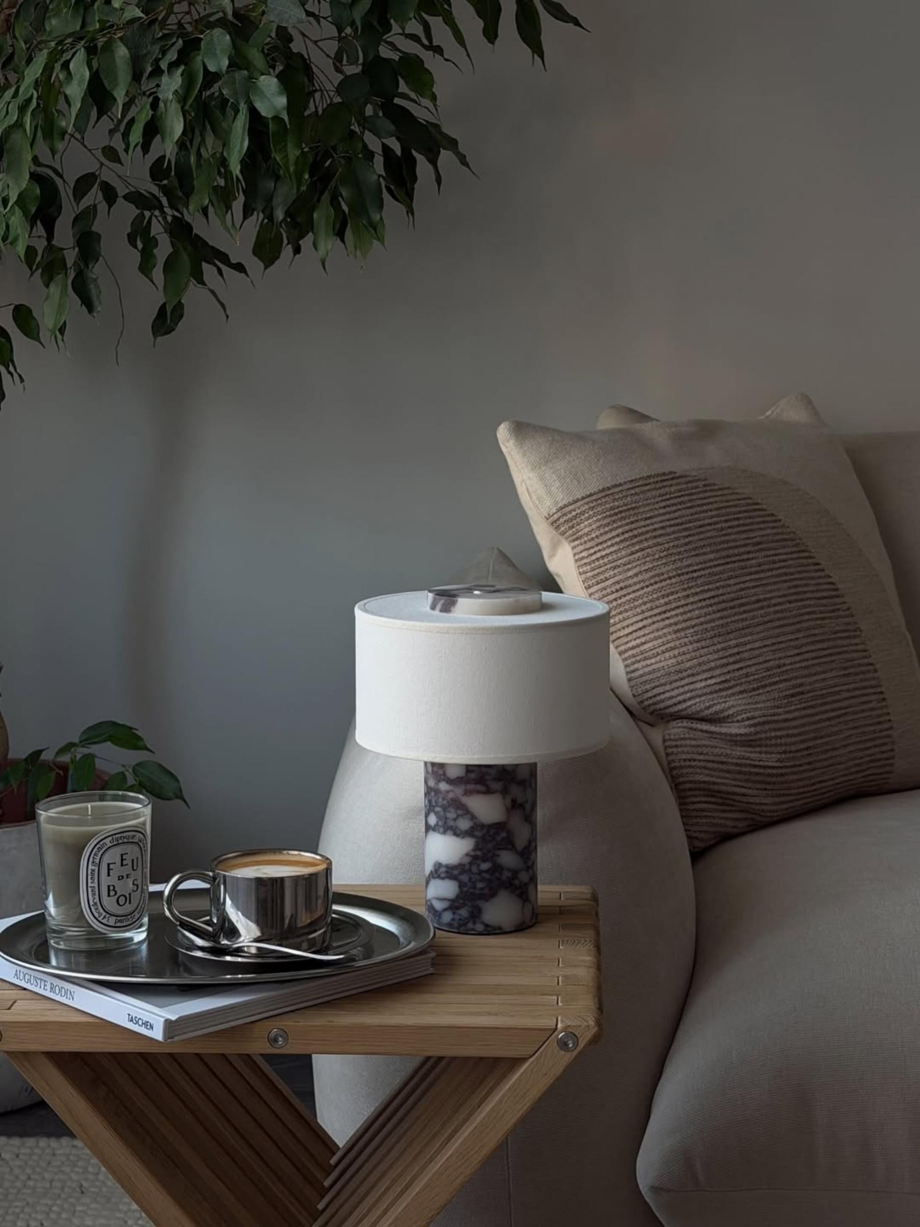 Auríe Portable Lamp | Calacatta Viola