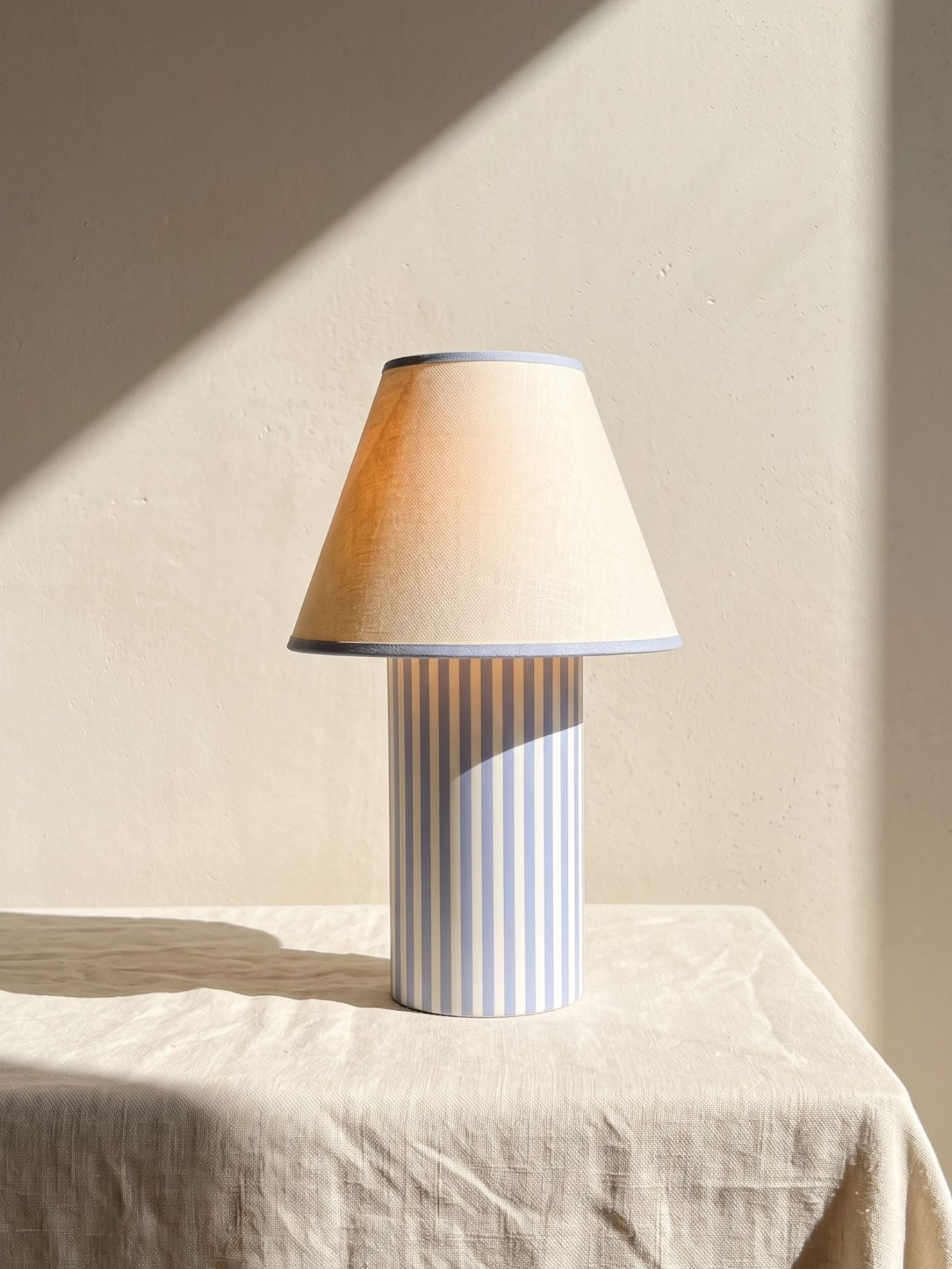 The Original - Aurel Portable Lamp | Linen - Blue & White