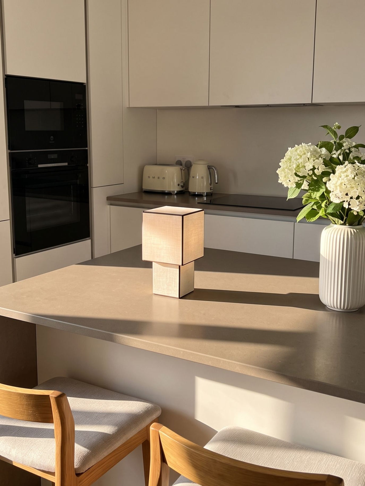 The Original - Forma Portable Lamp | Linen