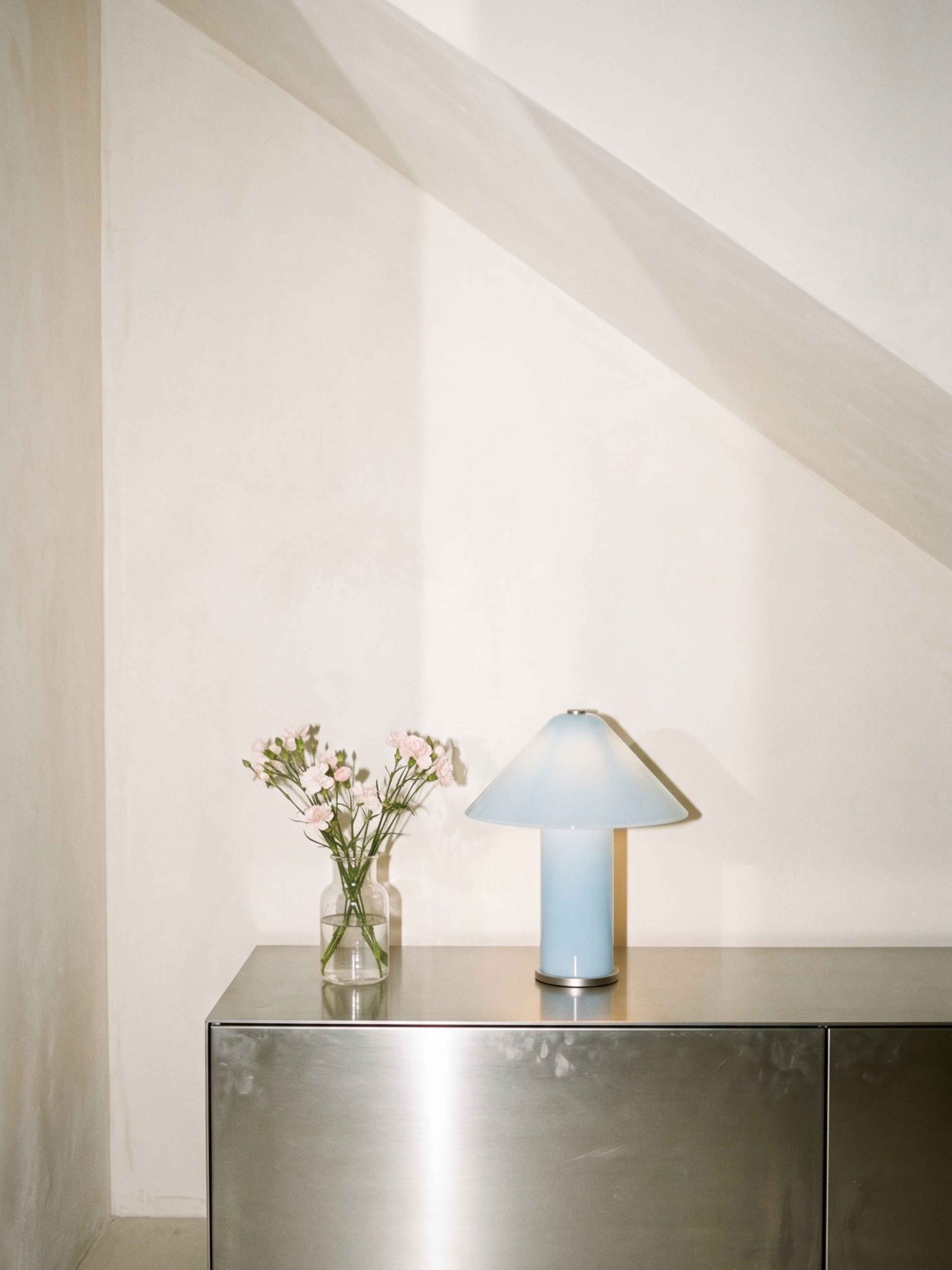 Aya Large Portable Lamp | Glacier