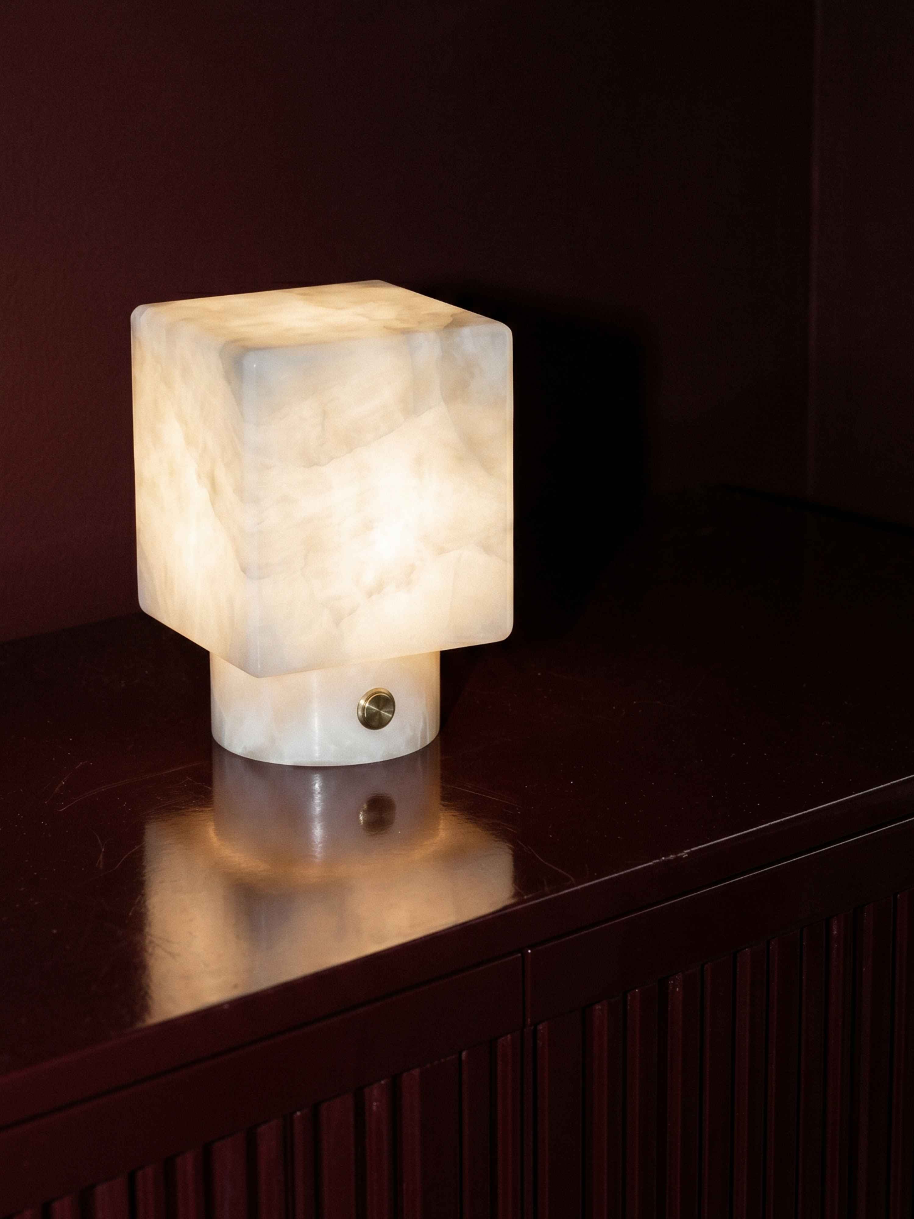Arca Mini Portable Lamp | Alabaster