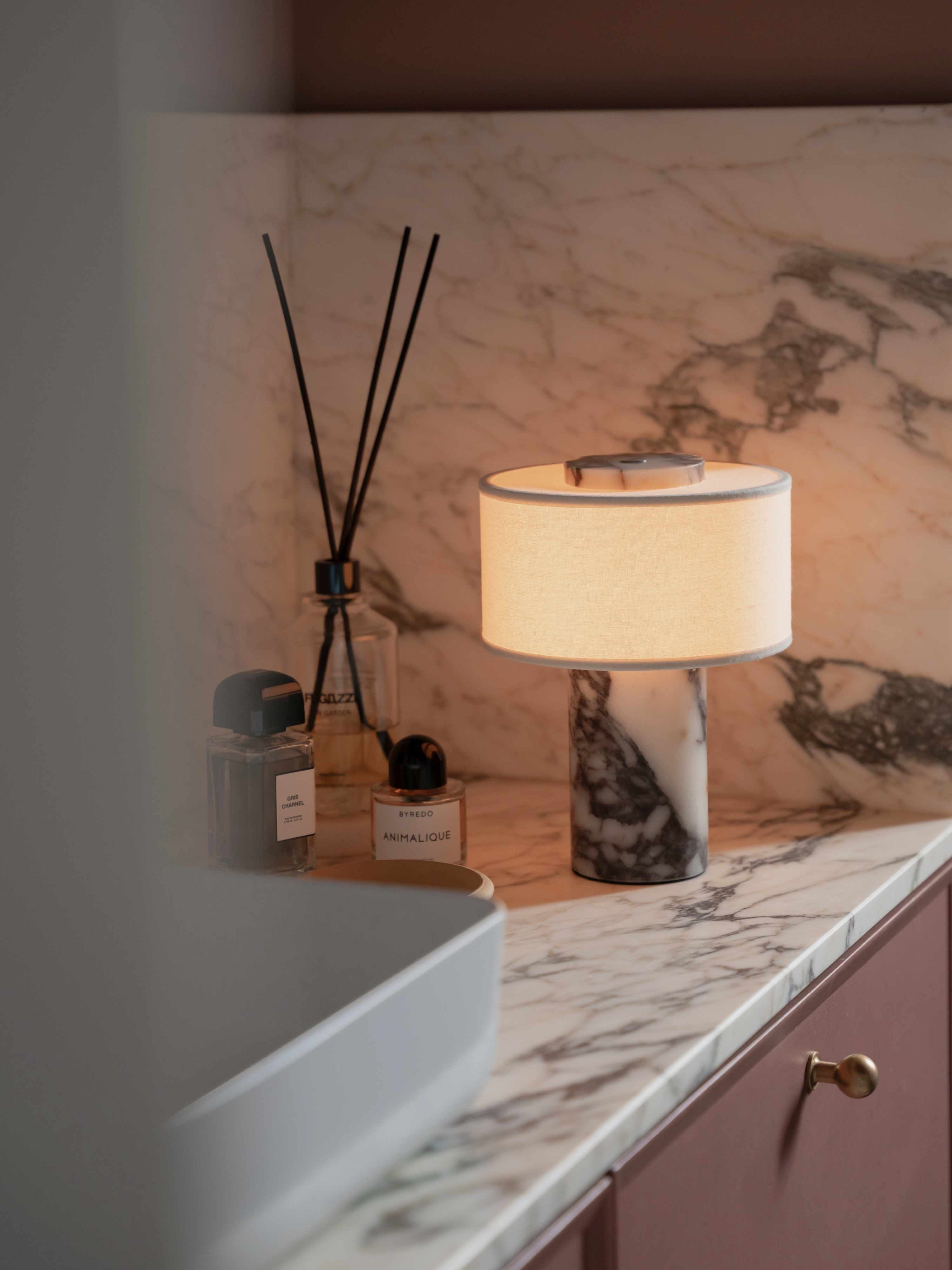 Auríe Portable Lamp | Calacatta Viola Marble & Linen