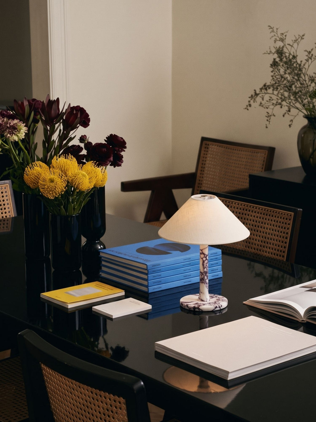 Rossa Portable Lamp | Calacatta Viola & Linen