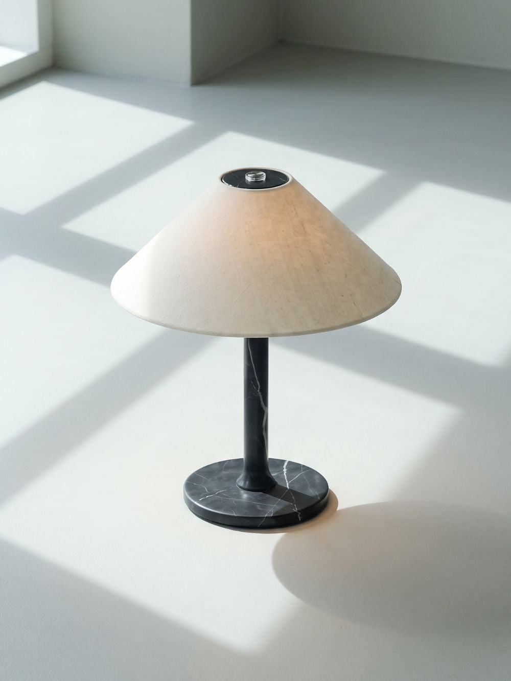 The Rossa Portable Lamp | Black Marble & Linen