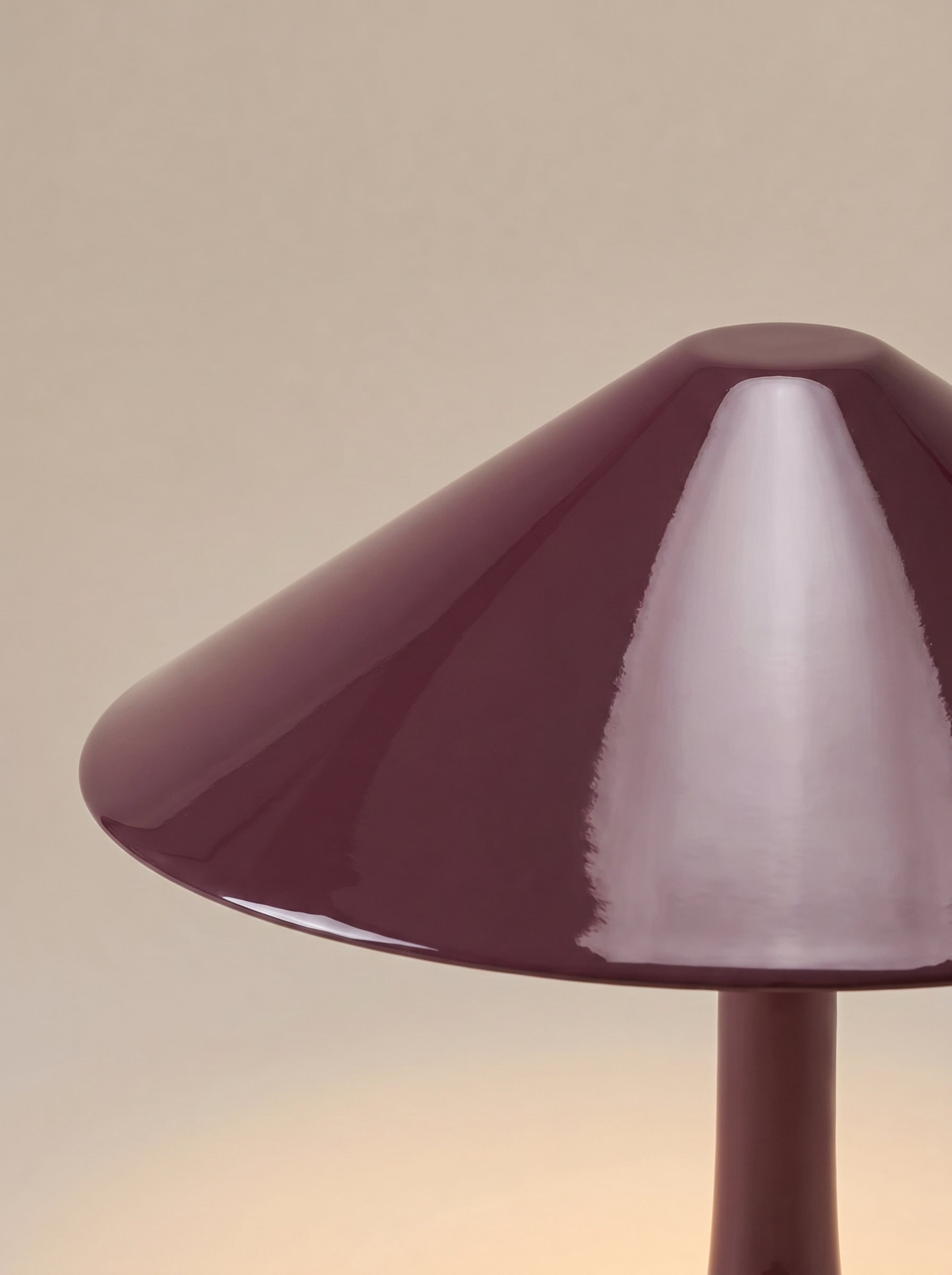 Nova Large Portable Lamp | Burgundy