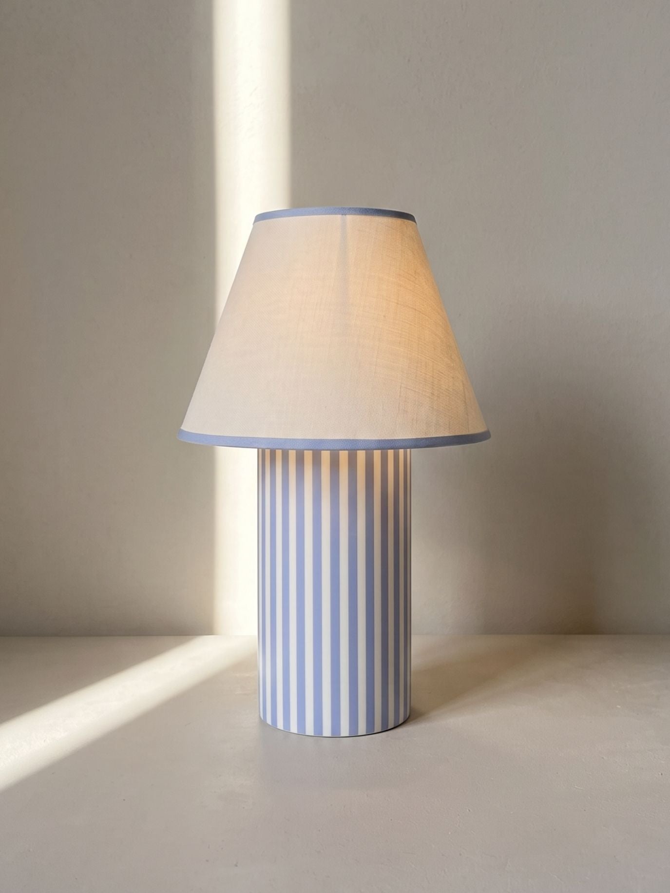 The Original - Aurel Portable Lamp | Linen - Blue & White