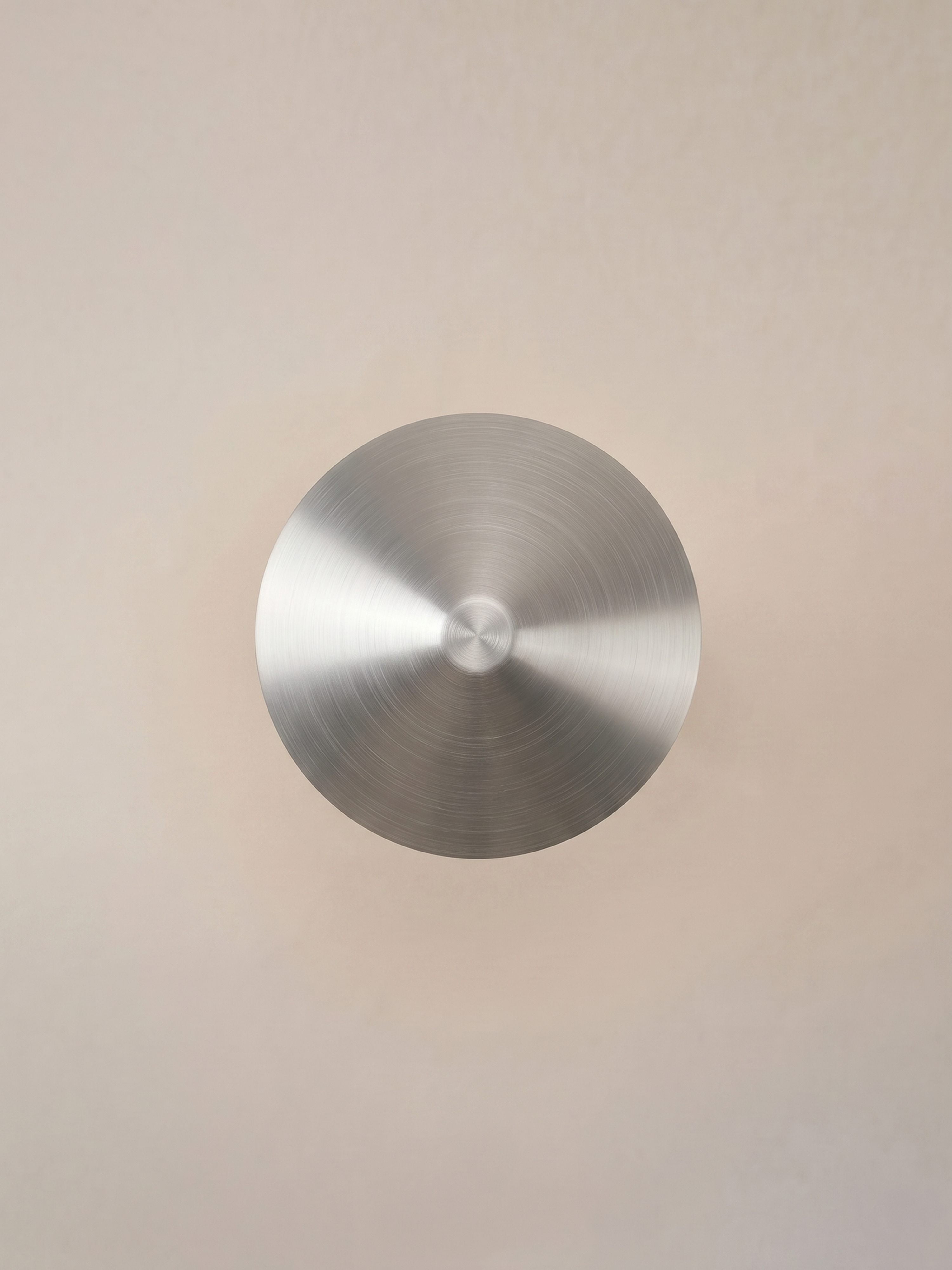 Nova Large Portable Lamp | Brushed Aluminium