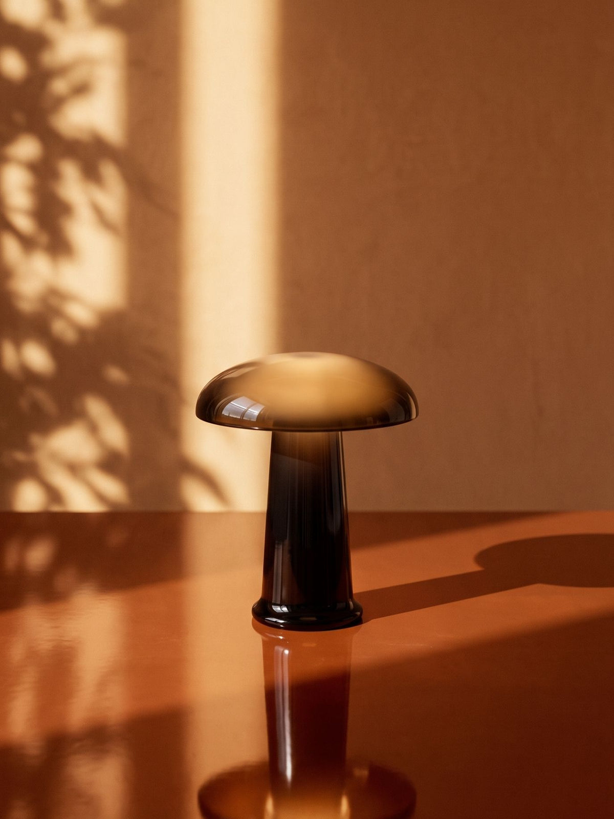 Cera Mini Portable Lamp | Black Glass