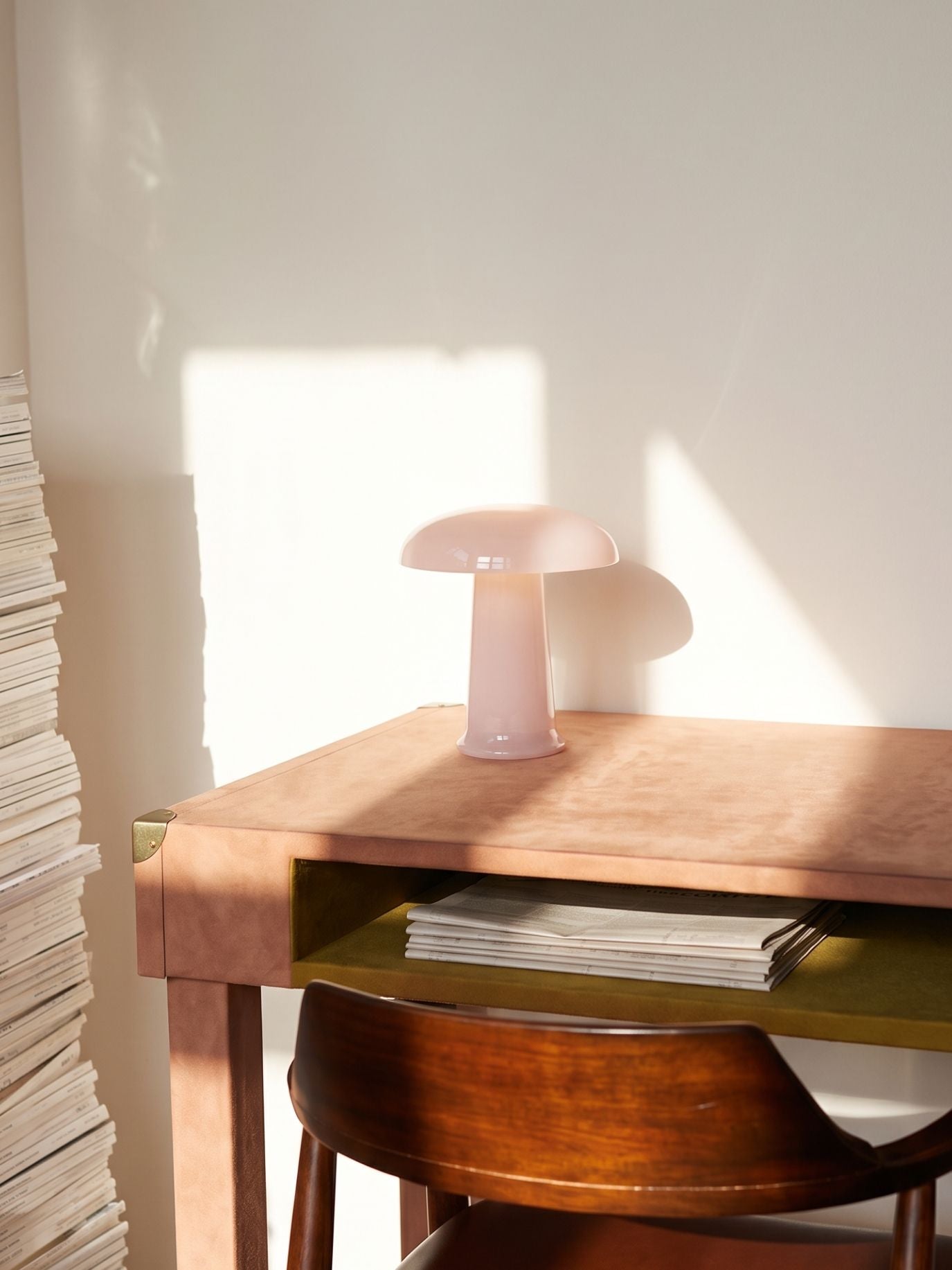 Cera Mini Portable Lamp | Pink Glass