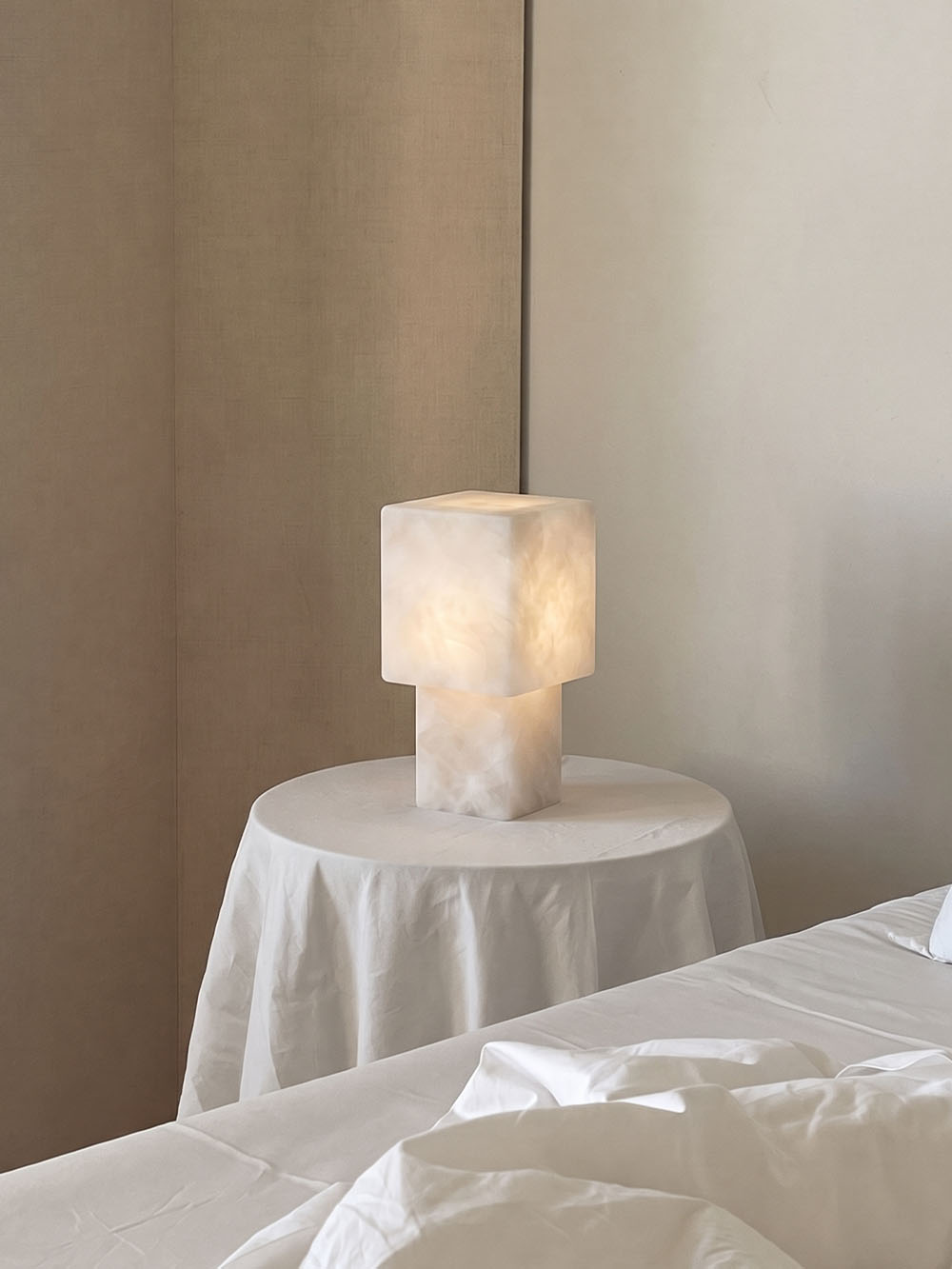 The Original - Forma Portable Lamp | Alabaster