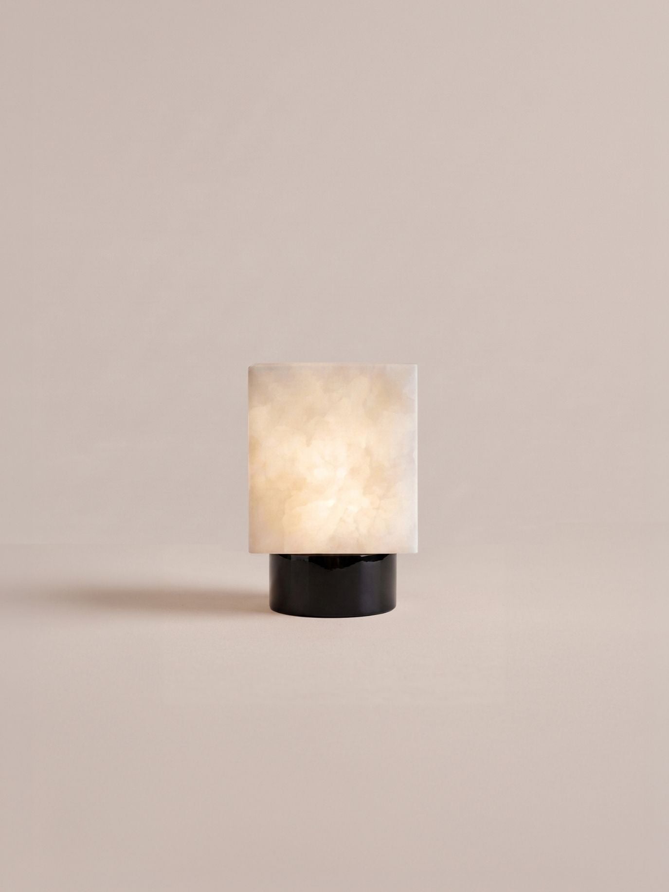 Forma Mini Portable Lamp | Alabaster & Piano Black