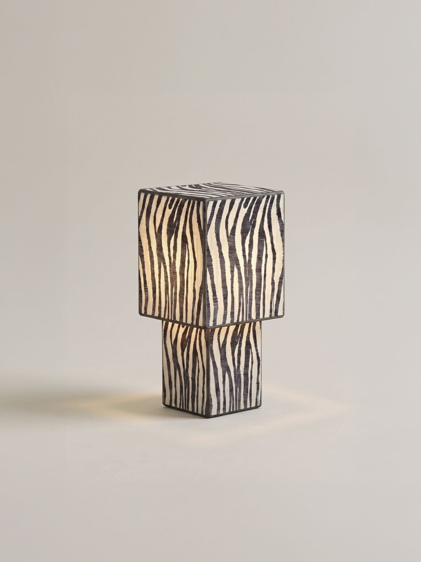 Forma Lamp Portable | Limited Edition (Zebra)