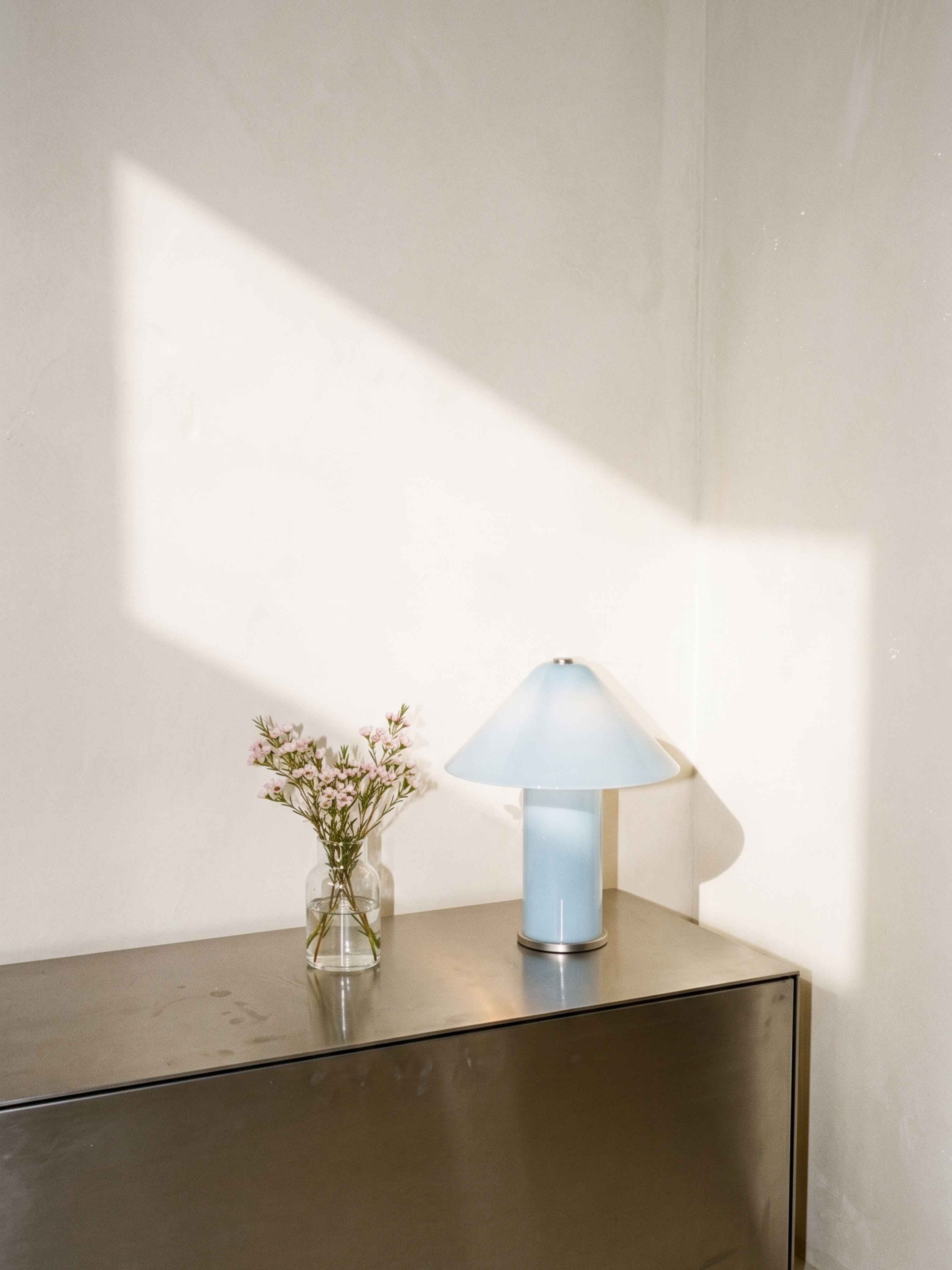 Aya Large Portable Lamp | Glacier