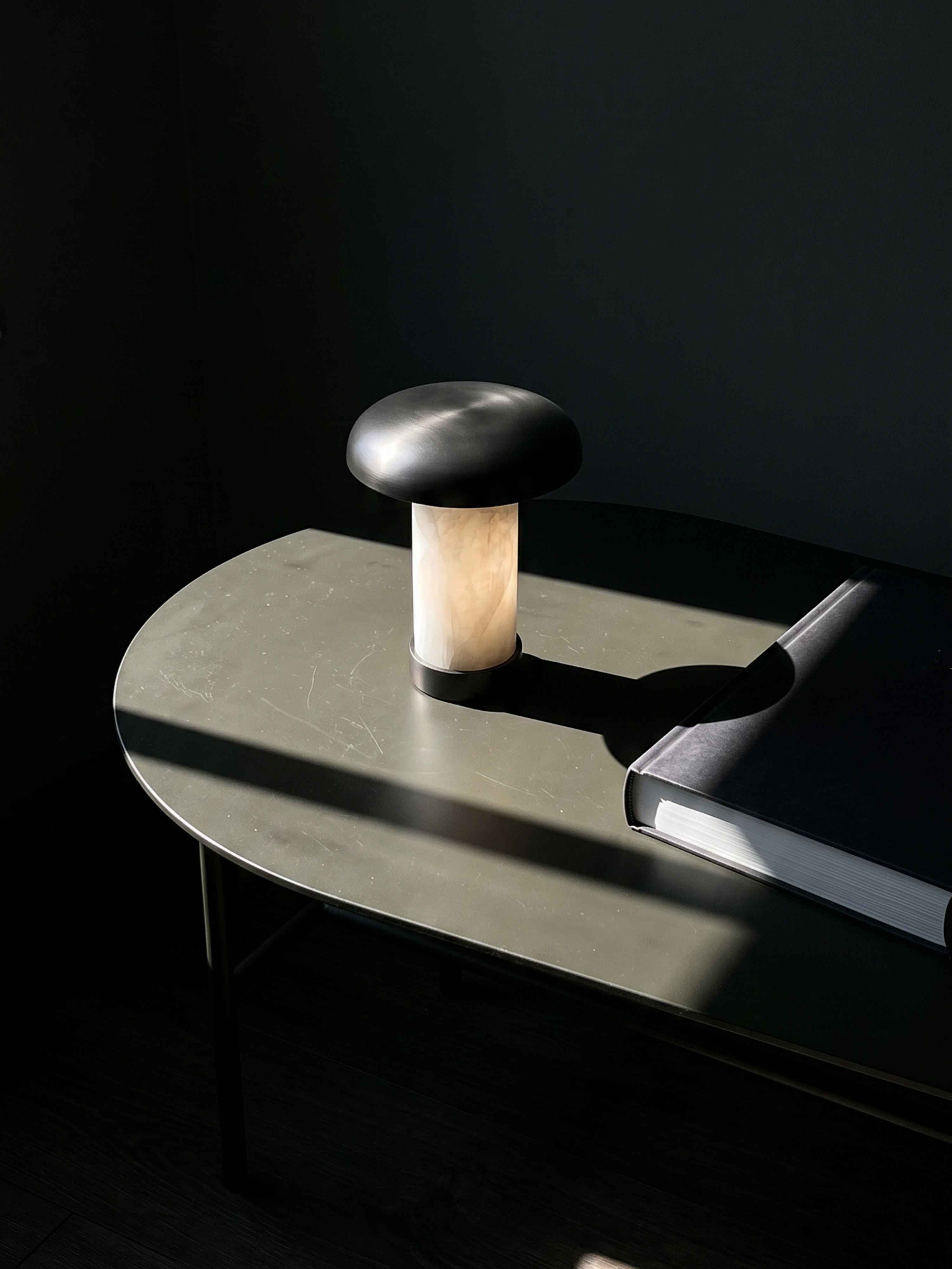 Artus Portable Lamp | Alabaster & Bronze