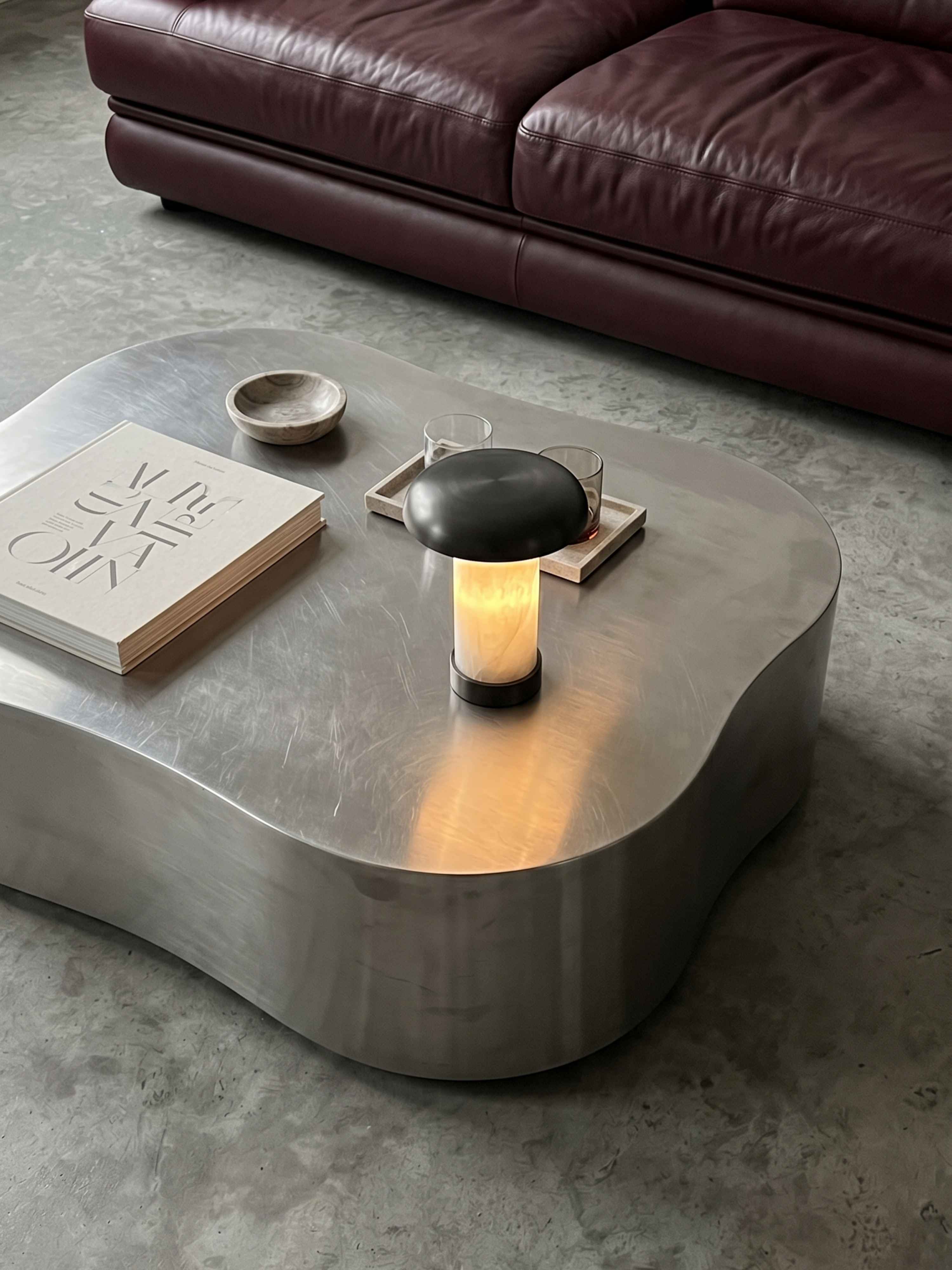 Artus Portable Lamp | Alabaster & Bronze