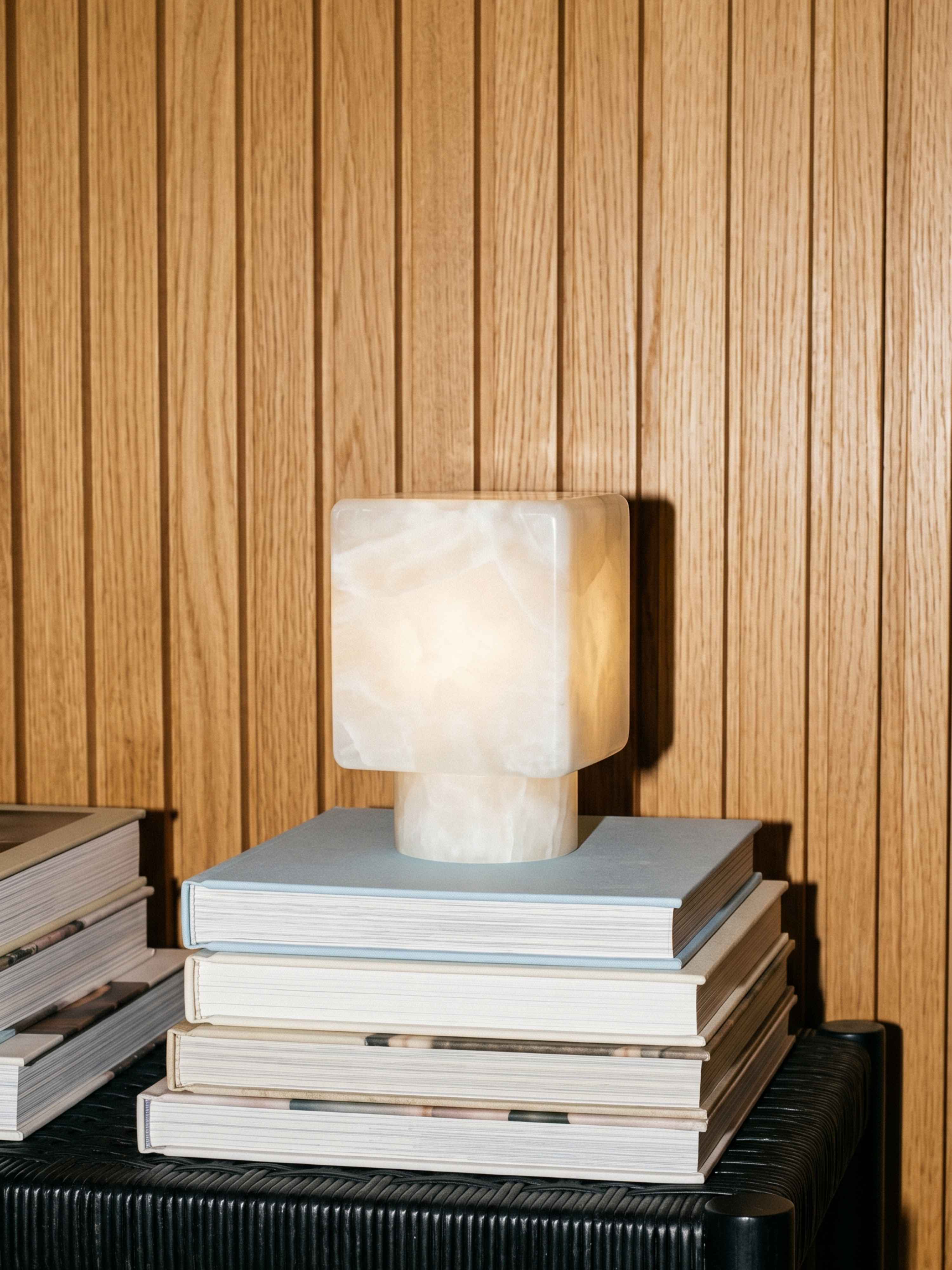 Arca Mini Portable Lamp | Alabaster