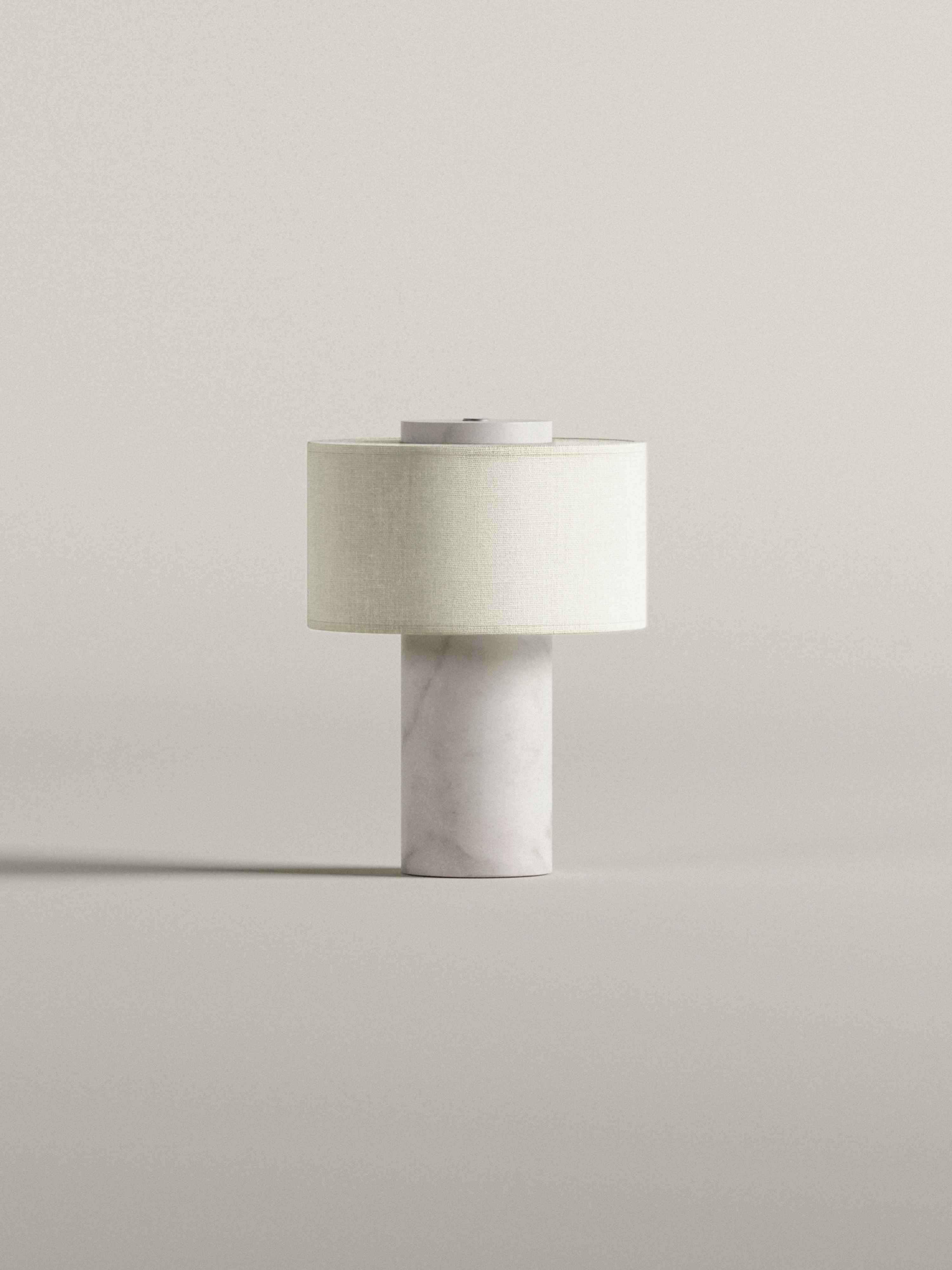 Auríe Portable Lamp | White Marble & Linen