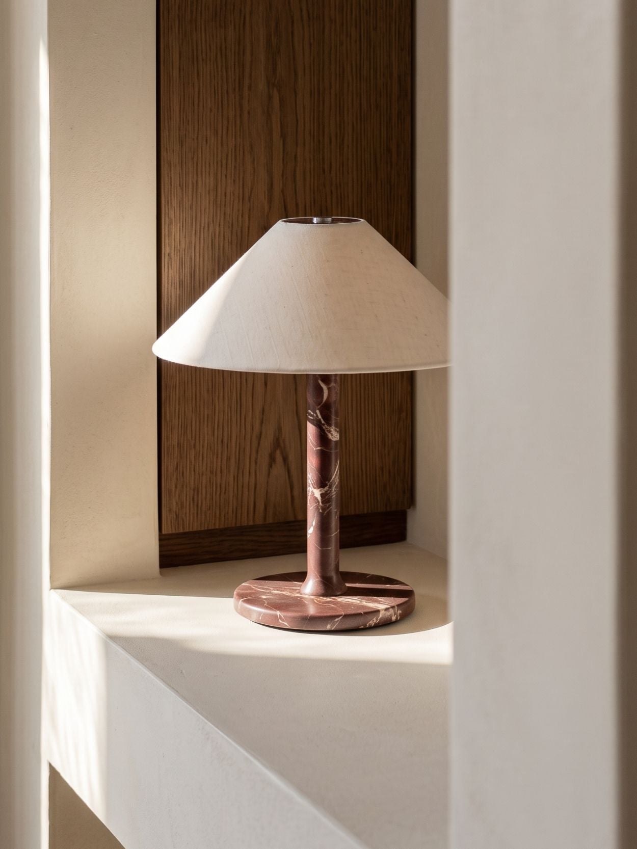 The Rossa Portable Lamp | Rosso Levanto & Linen