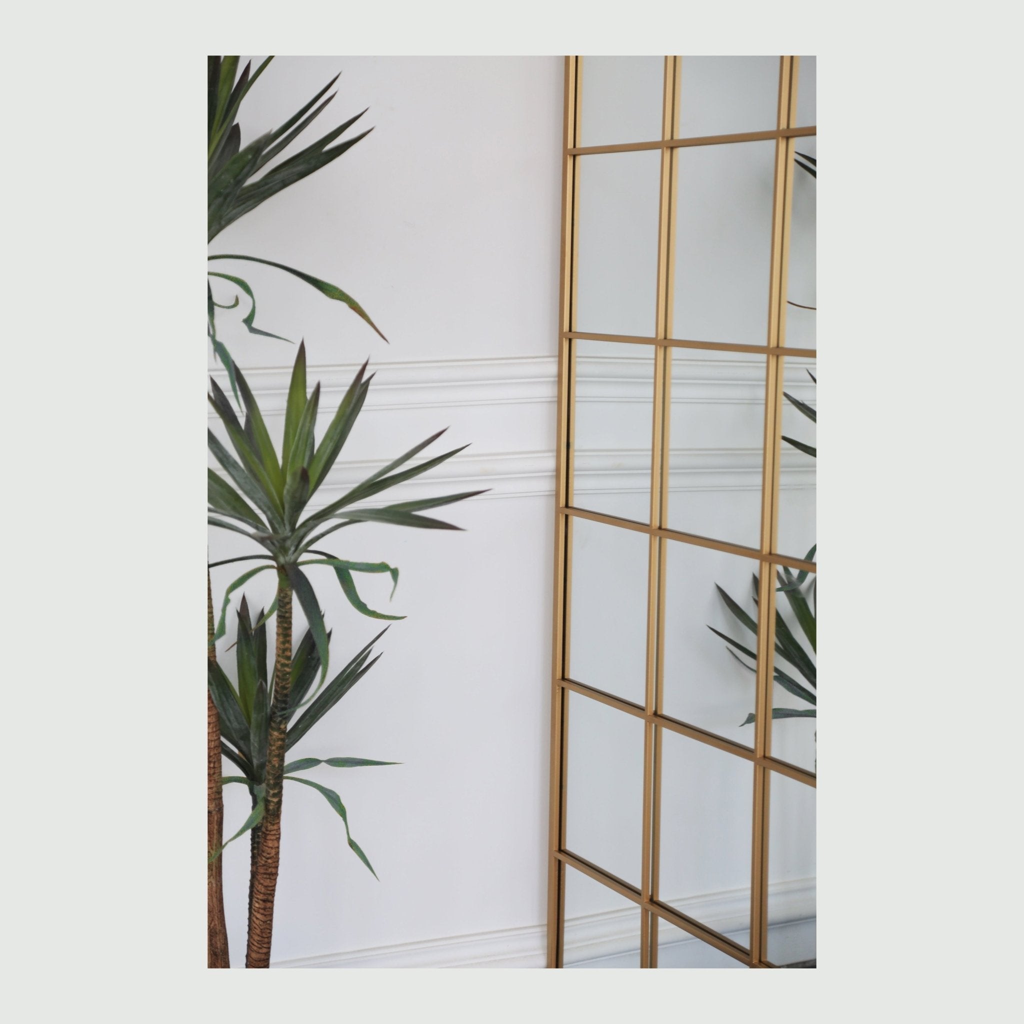 Grid Mirror No.2 | Spiegel mit Eisenrahmen und Goldfinish 200 × 100 cm - Blossholm